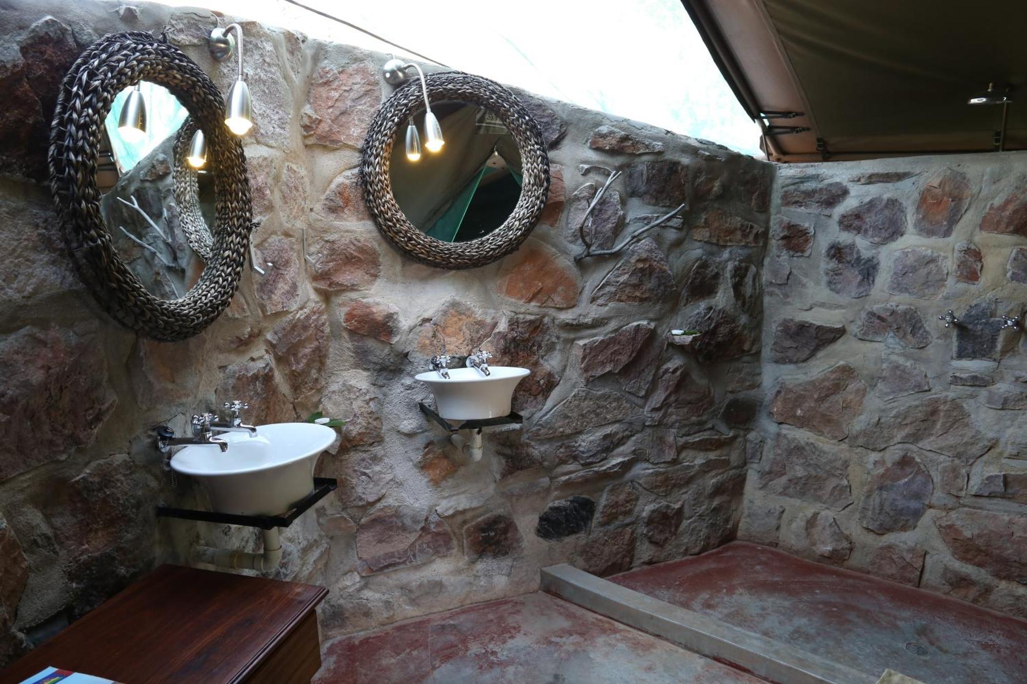 Epupa Camp Villa Ngoại thất bức ảnh